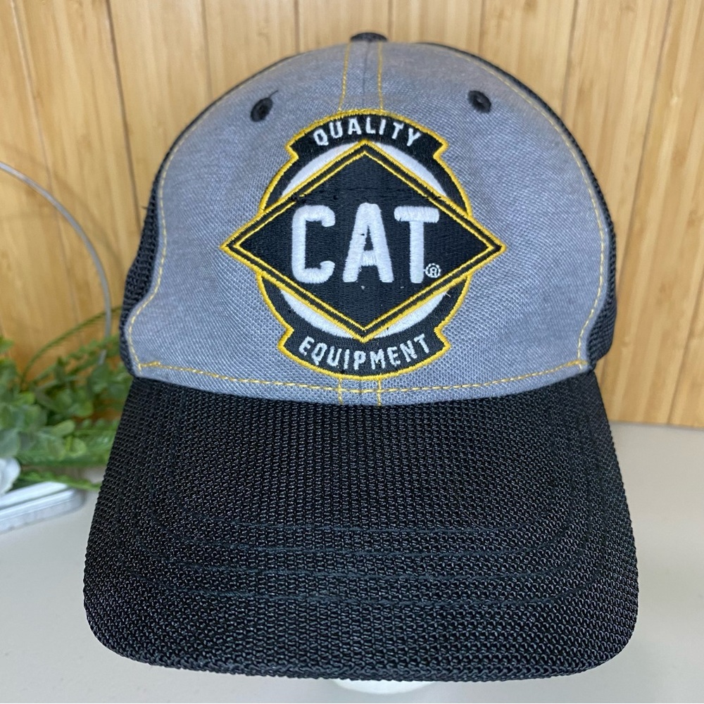 CAT Caterpillar Power Mesh Stretch Cap Hat Light Black Grey L/XL
